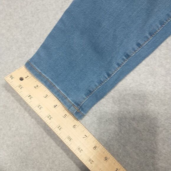 Women's SZ 4 Nine West Gramercy Denim Jeans Cropped NWT. - Picture 6 of 10